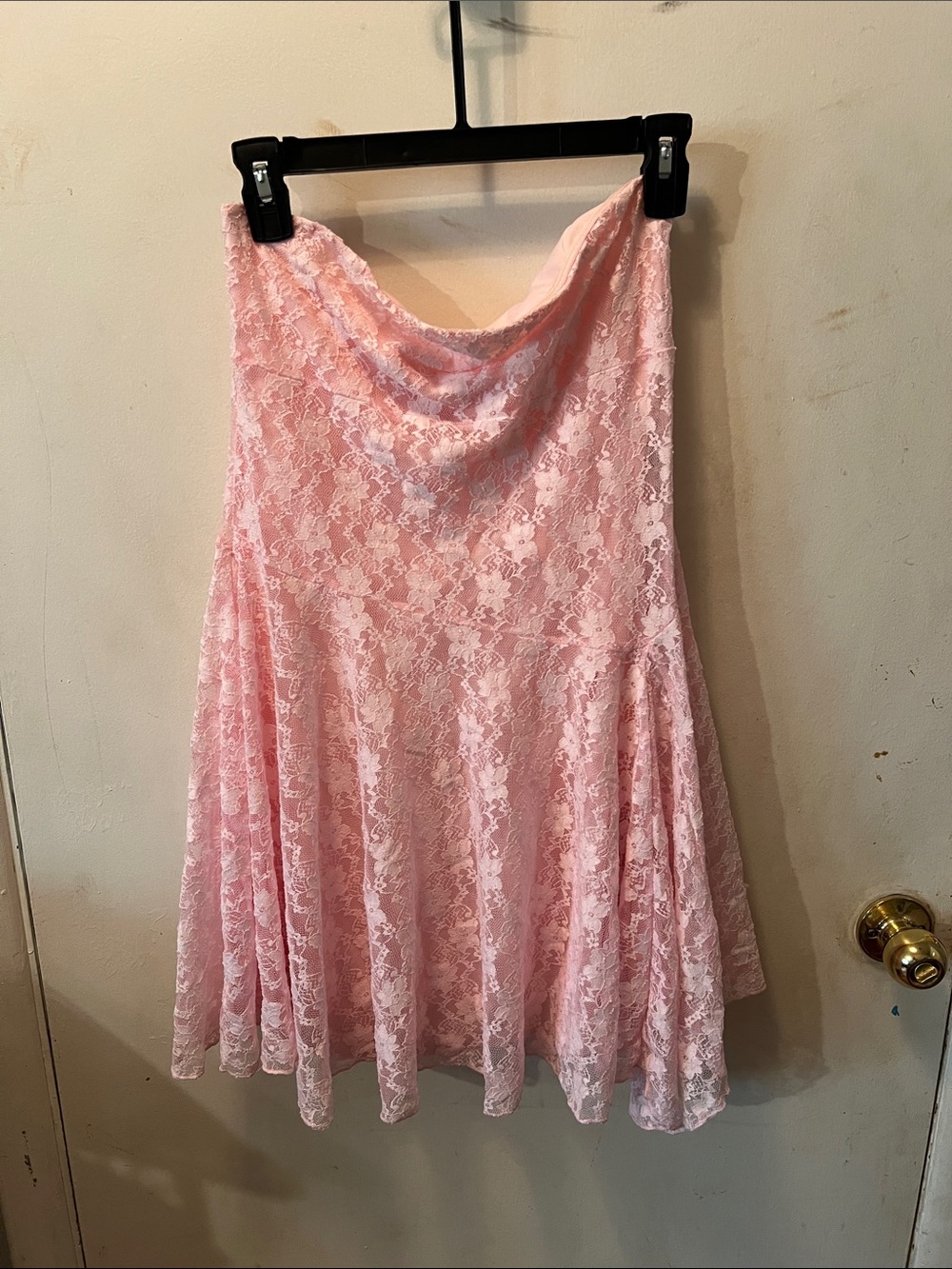 Forever 21 Pink Strapless Lace Dress